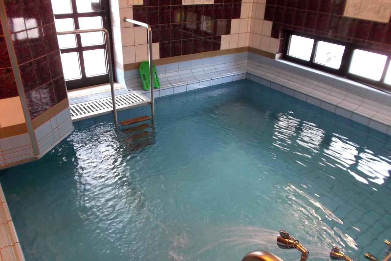 Seaside Apartments With A Swimming Pool Okrug Gornji, Ciovo - 11374 トロギール エクステリア 写真