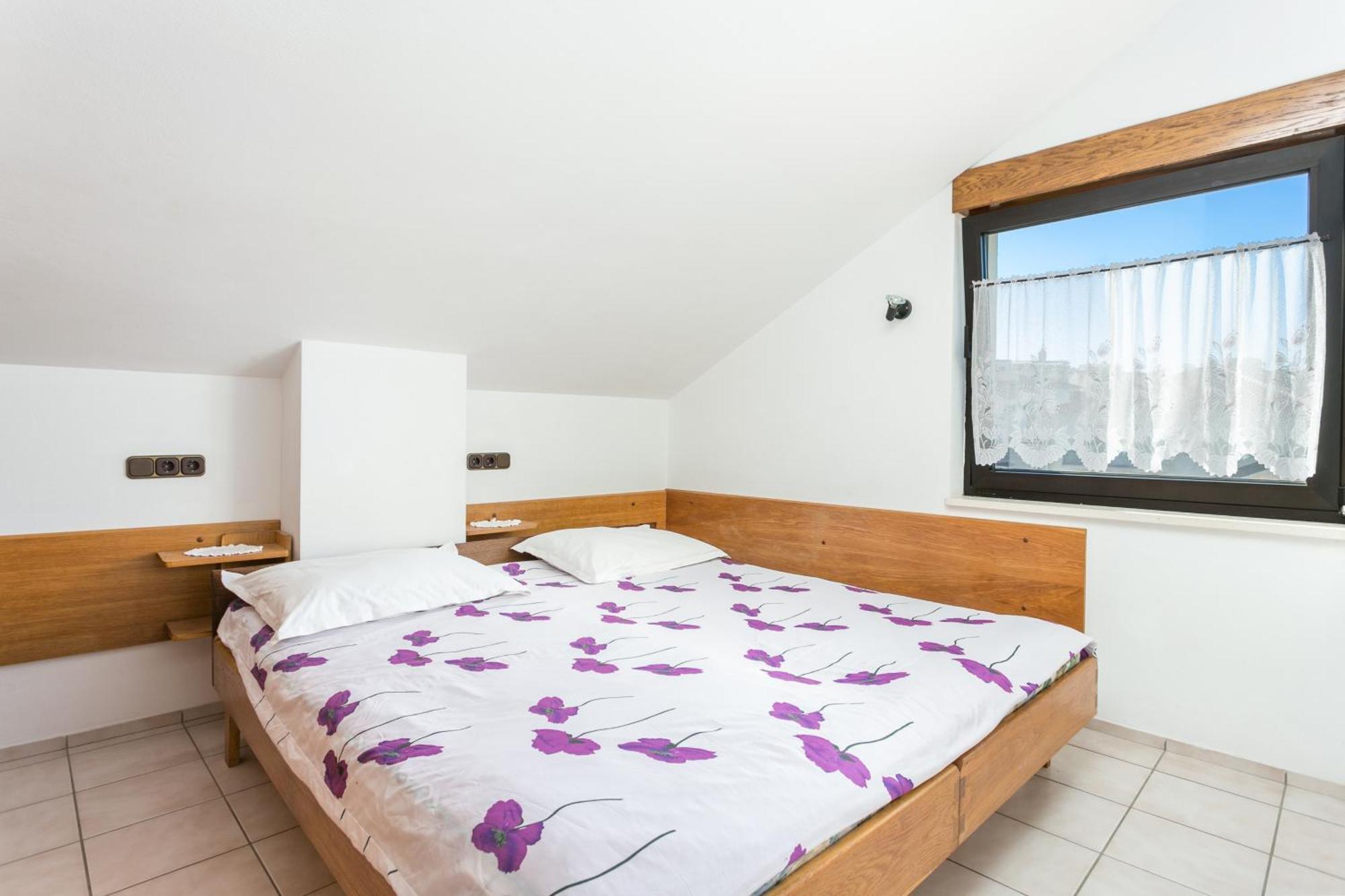 Seaside Apartments With A Swimming Pool Okrug Gornji, Ciovo - 11374 トロギール エクステリア 写真
