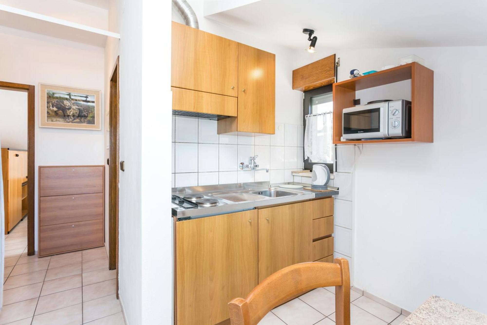 Seaside Apartments With A Swimming Pool Okrug Gornji, Ciovo - 11374 トロギール 部屋 写真